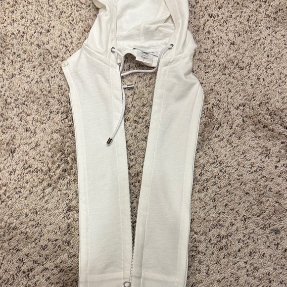 Veronica Beard Black Blazer with White Hood - Picture 7 of 7